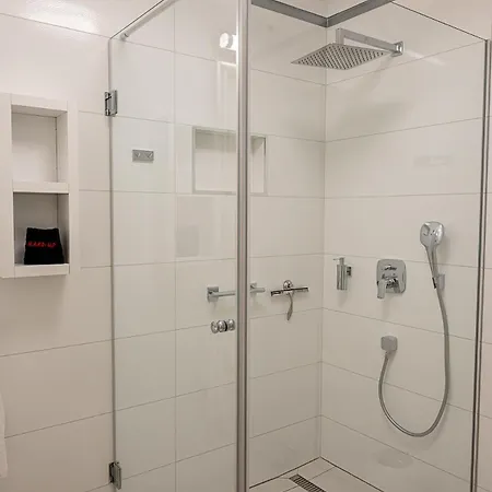 Nador Rezidencia 3* Győr