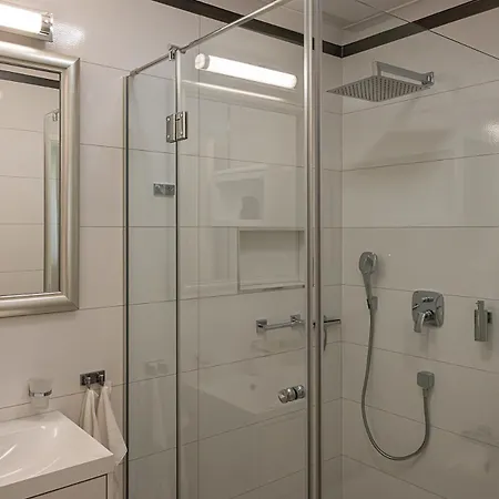Nador Rezidencia Lejlighedshotel Győr