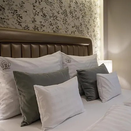 Lägenhetshotell Nador Rezidencia 3*