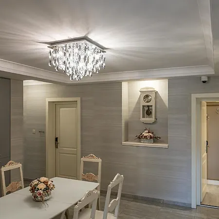 Nador Rezidencia 3* Győr